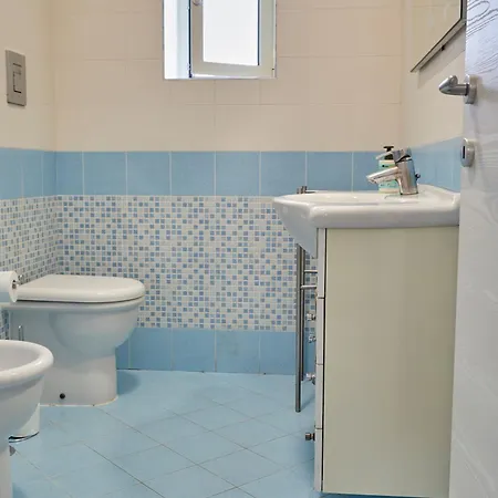A Due Passi Dalla Metro Apartment Pozzuoli